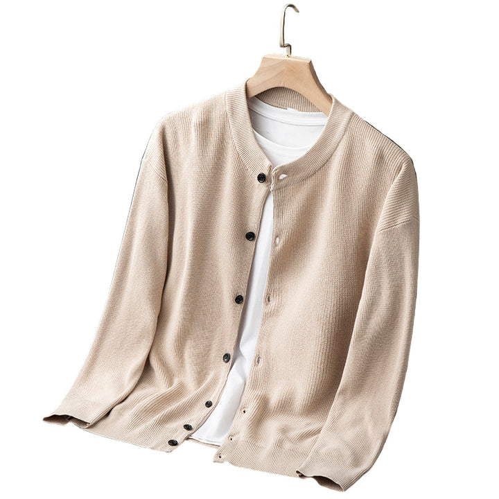 Herre cardigan slank pasform, knaplukning, stilfuldt gråt strikdesign, klassisk elegance.
