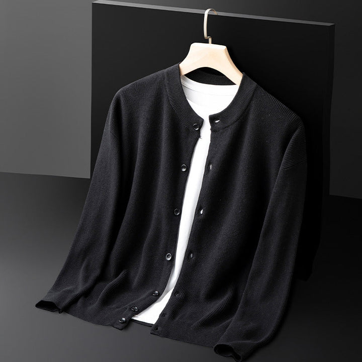 Herre cardigan slank pasform, knaplukning, stilfuldt gråt strikdesign, klassisk elegance.