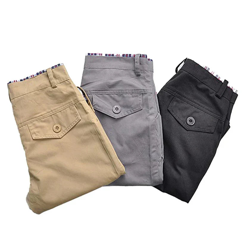 Miesten puuvilla cargo-shortsit, rento tyyli, beige väri, useita taskuja, kesäinen asuste mukavaan vapaa-ajan viettoon.