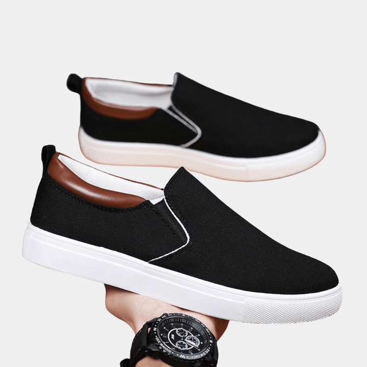 Herre komfortable slip-on sko, rød, letvægtskonstruktion, uden snørebånd, velegnet til hverdagsbrug og afslappede outfits.