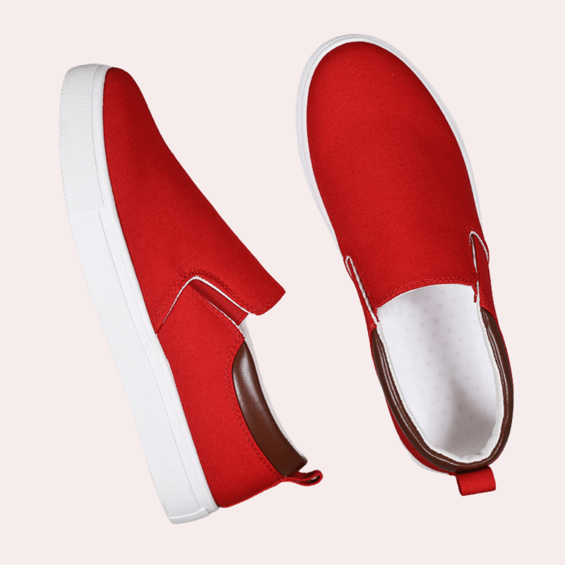 Herre komfortable slip-on sko, hvid, letvægtskonstruktion, uden snørebånd, velegnet til hverdagsbrug og afslappede outfits.