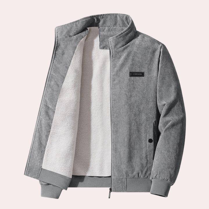 Mænds retro fløjlsjakke i skandinavisk design, tidløs og elegant.
