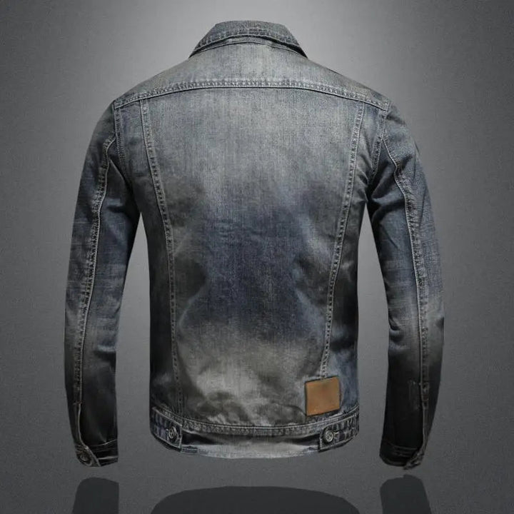 Herre retro slim fit denimjakke, tidløs denim, trykknapper og brystlommer, perfekt til hverdagsbrug.