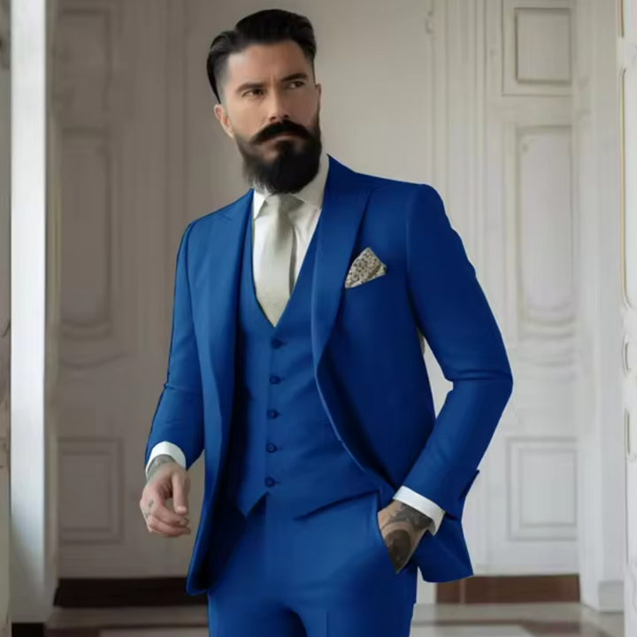 Miesten slim fit kolmiosainen puku, klassinen kaksinappinen takki, yhteensopiva liivi, tyylikäs istuvuus.