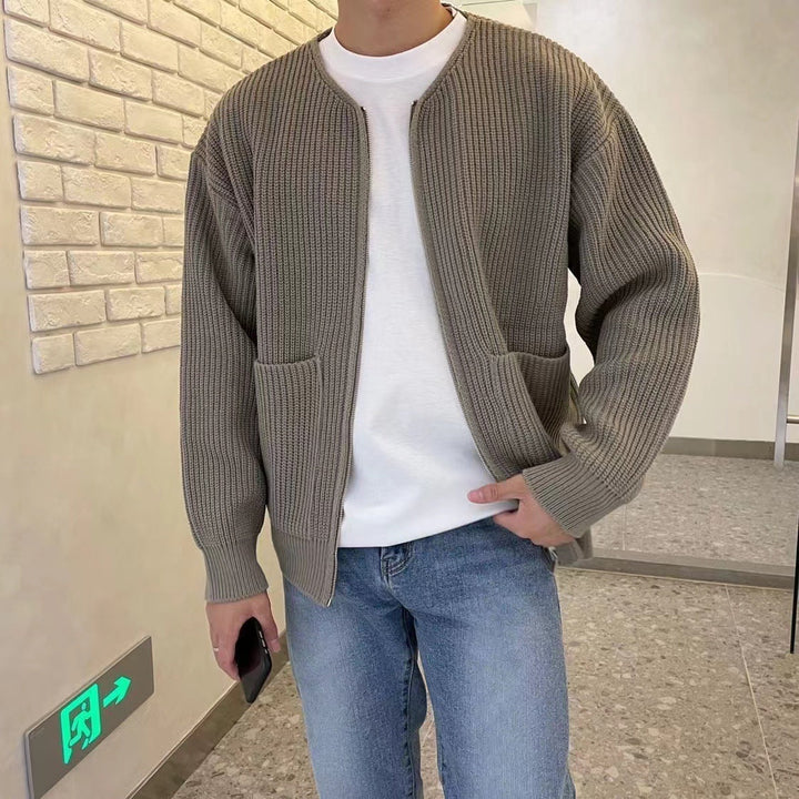 Mænds trendy multifarvet vest, moderne design, aktuelle farver, stilfuldt supplement til påklædning.