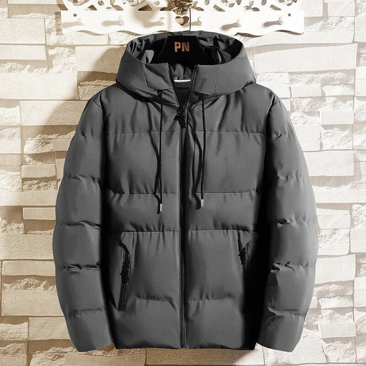 Herre trendy blå outdoor jakke, moderigtig og praktisk, perfekt til køligt vejr.