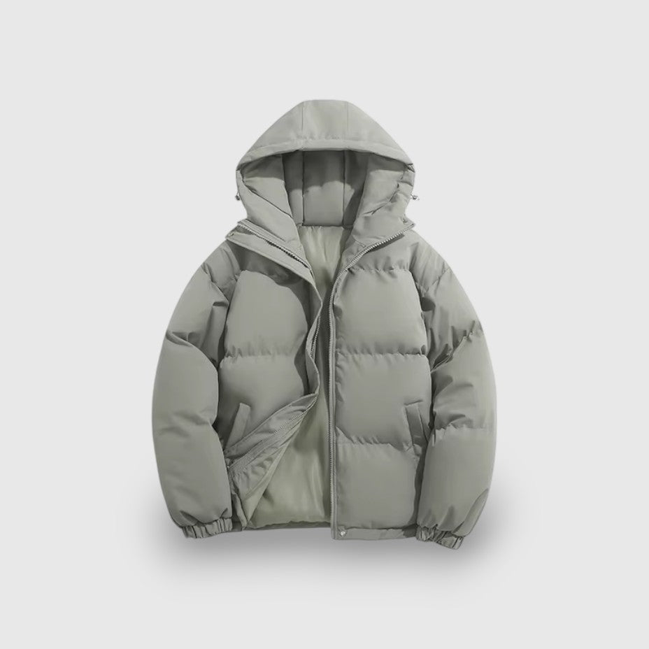 Mænds stilfulde isolerede parka jakke, vindtæt og vandafvisende, fuld lynlås og skræddersyet design.