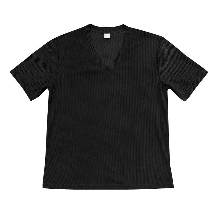 "Miesten vakosamettinen slim fit V-kaula-t-paita, pehmeä vakosamettikangas, tyylikäs muotoilu, lyhythihainen malli."