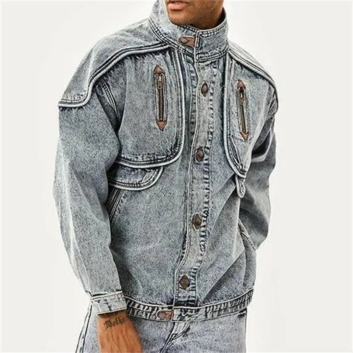 Herre vintage klassisk denimjakke, tidløs blå, afslappet pasform, med detaljerede syninger.