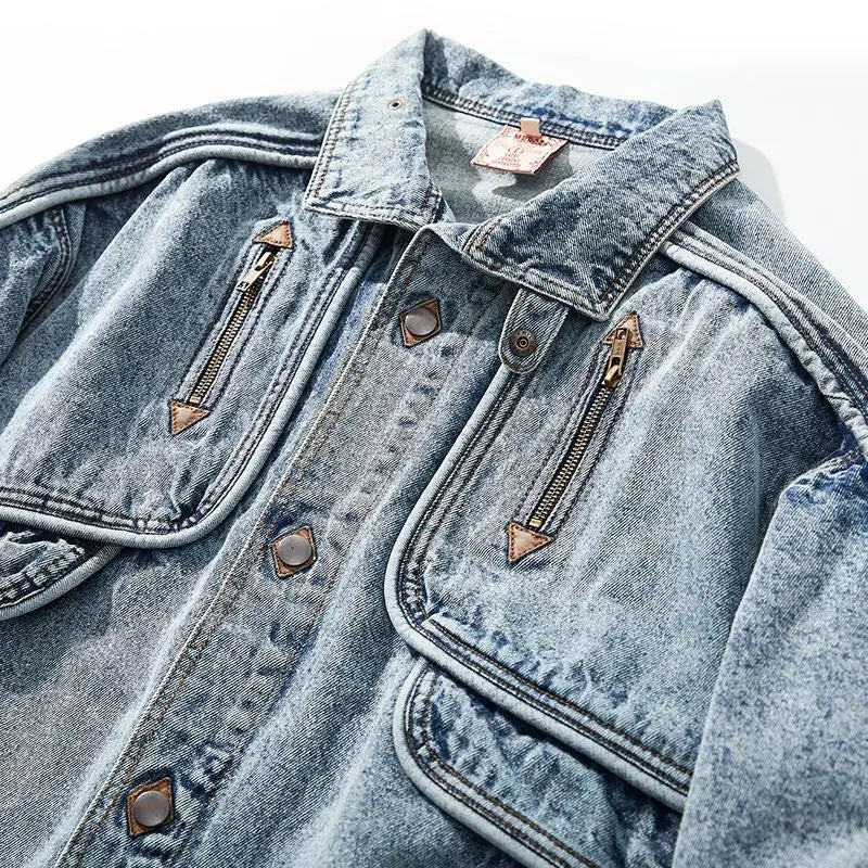 Herre vintage klassisk denimjakke, tidløs blå, afslappet pasform, med detaljerede syninger.
