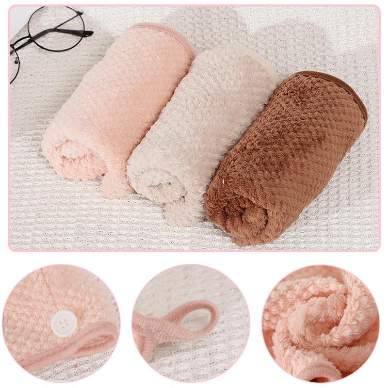 Dame hårhåndklæde i mikrofiber med knaplukning, superabsorberende, i hvid, pink og brun. Saunatekstil.