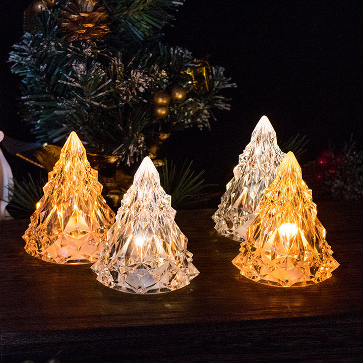 Mini LED Krystal Juletræ Natlys, strålende farver, krystallignende design, skaber varm atmosfære.