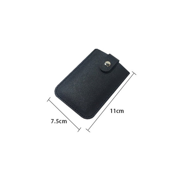 Minimalistinen slim monikorttikotelo unisex PU-nahkaa, pitää 5 korttia, kompakti koko 11x7.5x1 cm, nappikiinnitys.