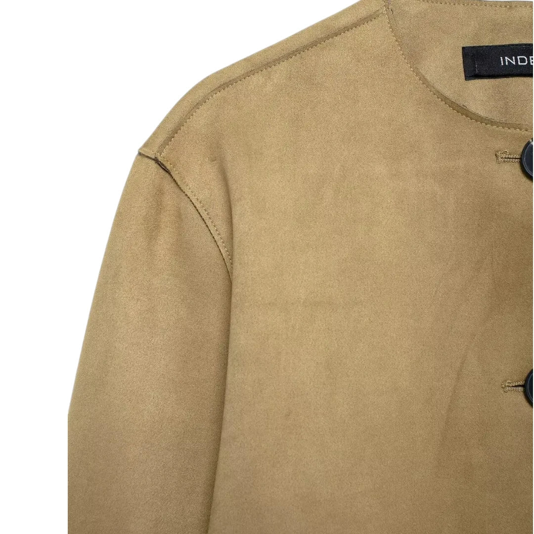 "Moderni naisten beige bleiseri, pitkät hihat, tyylikäs ja elegantti; täydellinen arkeen ja juhlaan."