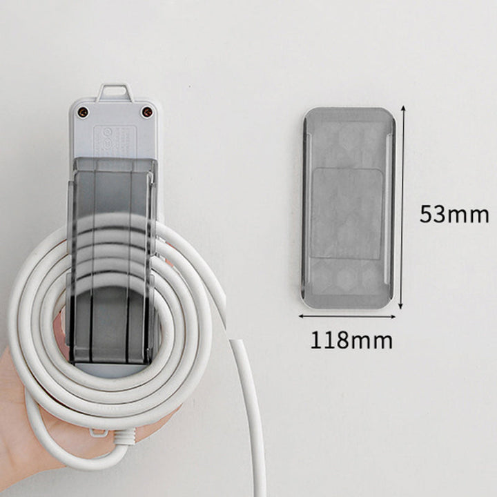Multifunktionel stikholder, selvklæbende, hvidt PET-materiale, velegnet til ledninger og adaptere derhjemme.