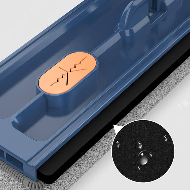 Multifunktionel foldbar moppe, hvid og blå med mikrofiberpuder, langt håndtag og 360° drejeligt moppehoved.