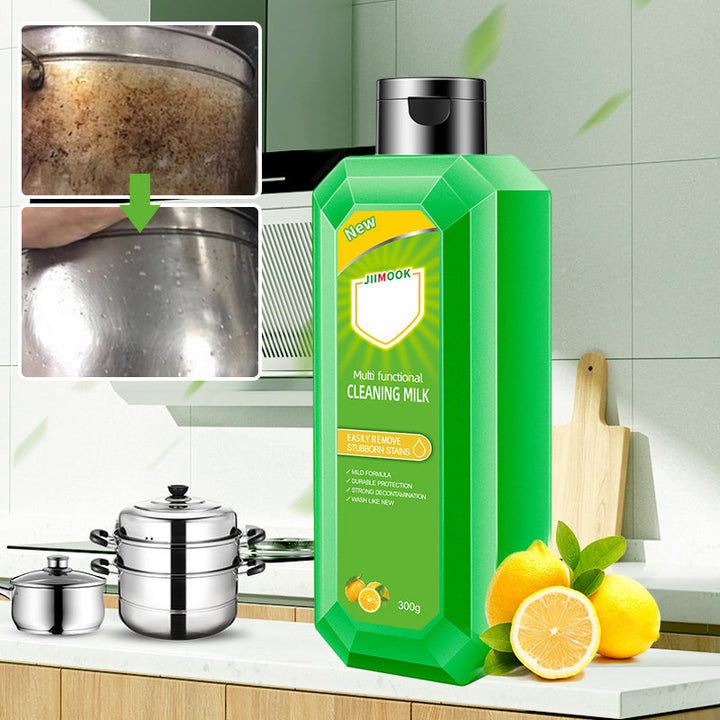 Alsidigt kraftfuldt rengøringsmiddel i en klar flaske med en frisk citrusduft til hjemmebrug og bil.