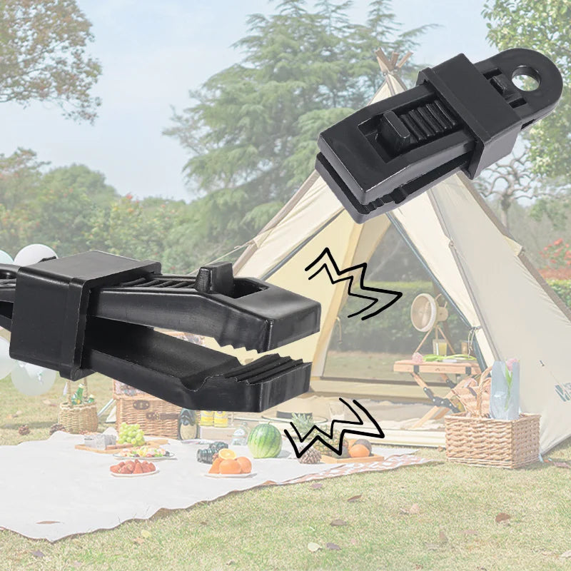Multifunktionelle tarp clips til udendørs brug, sorte, savtakket klemme, strømlinet design, holdbar PA-plastik.