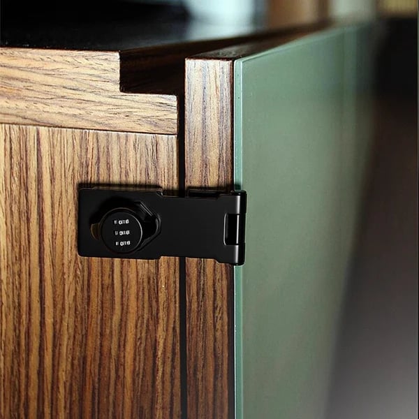 Alsidig skabslås med kode, moderne sølv eller sort, stilfuldt udseende, holdbar zinklegering.