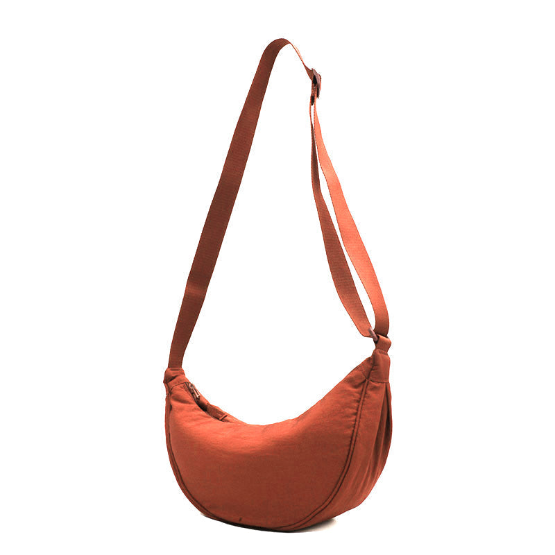 Flerfarvet halvrund taske med lynlås, dames modeaccessory, moderne nylon skuldertaske til hverdagsbrug.