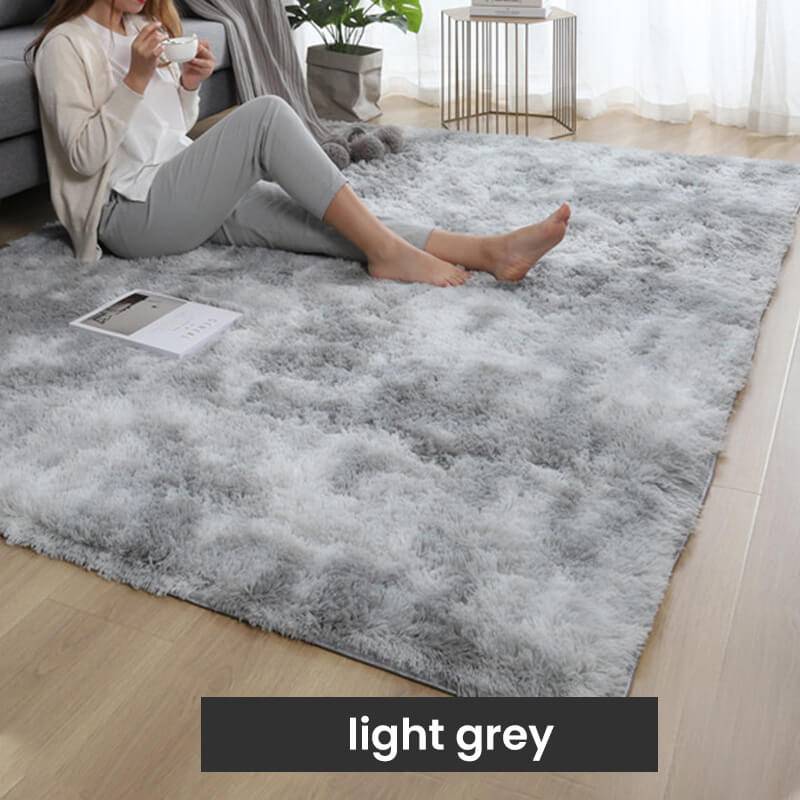 Multifarvet faux fur gulvmåtte, blød og luksuriøs, velegnet til stue, soveværelse og kontor.