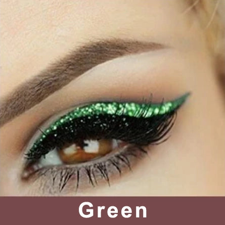 Moniväriset eyeliner- ja ripsitarrat aseteltuina kauniisti. Näyttävät, uudelleenkäytettävät, vedenkestävät ja unisex.
