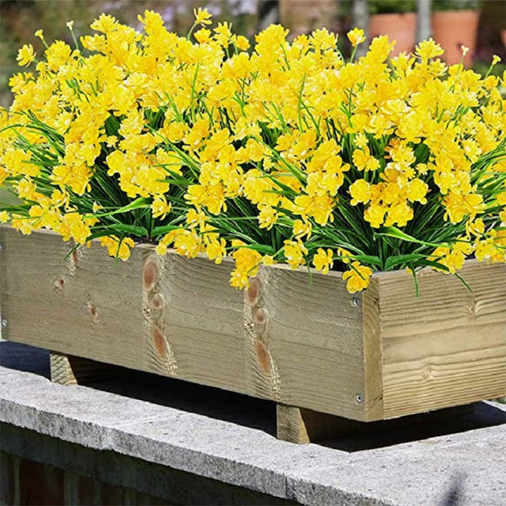 Flerfarvede kunstige prydblomster til haven, syv-grenet design, lyse farver tilføjer vitalitet og skønhed.