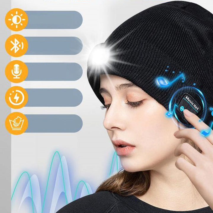 Tilpasningsdygtig LED Bluetooth varm hue, unisex strik, sort, klar LED-lys og indbygget højttaler til musik.