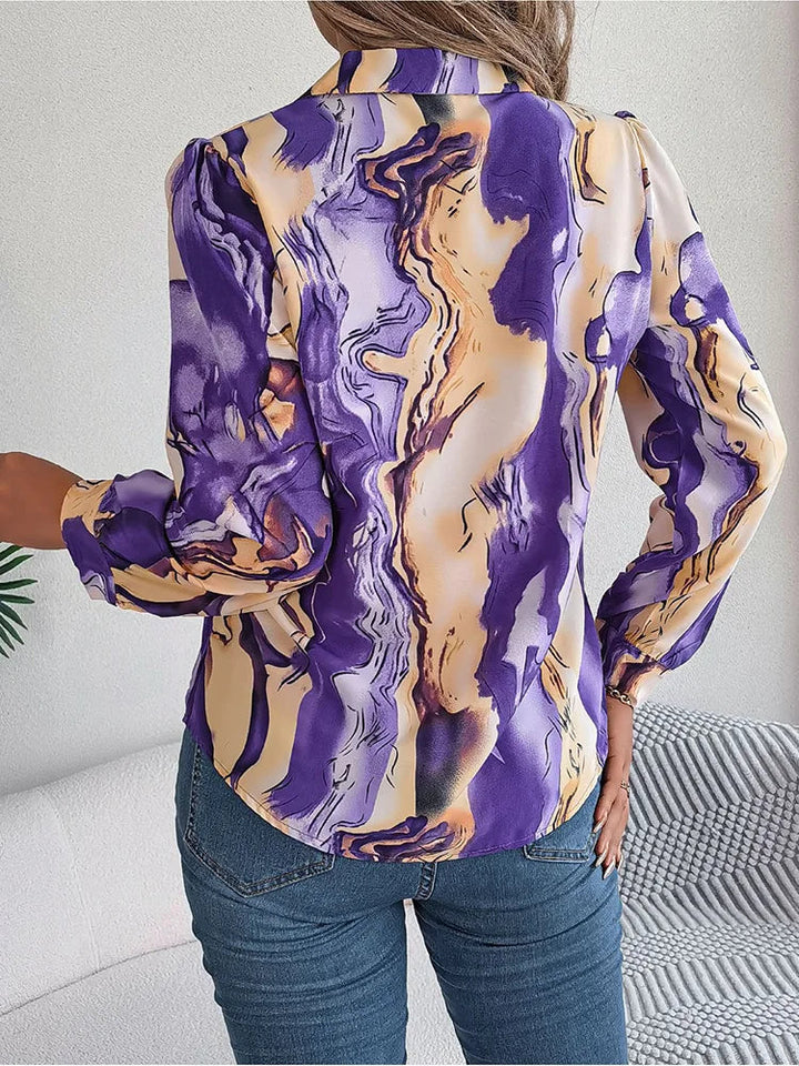 Dame T-shirt med marmormønster