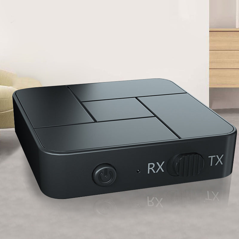 Sort Bluetooth 5.0 lydsender og -modtager, kompakt og elegant design, teknologi og gadgets-produkt.