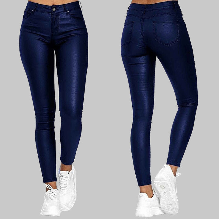 Sorte dame slim fit bukser med høj talje, en flatterende og moderigtig model.