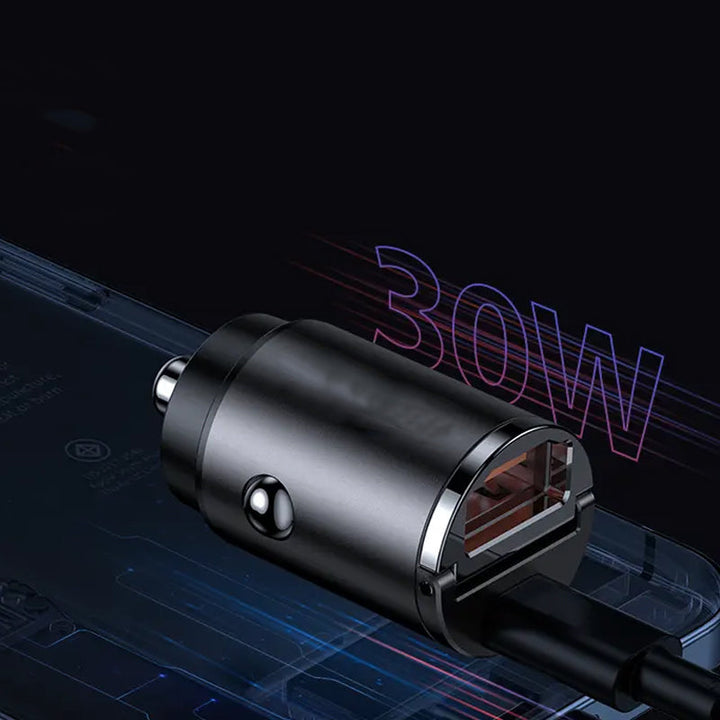 Kompakt biloplader i sort/sølv med USB og Type-C porte, lavet af zinklegering, med hurtigopladningsfunktion og et stilfuldt, effektivt design til din bil.