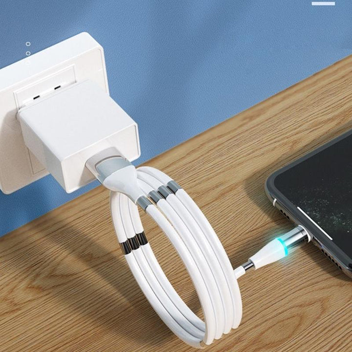Magnetisk 3-i-1 opladningskabel i sort/hvid med moderne design, nem magnetisk forbindelse, 1m lang.
