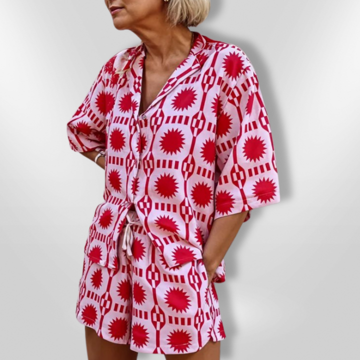 Dame 2-delt sommerdragt, let åndbar kvalitet, farverigt geometrisk mønster, behagelig og trendy stil.