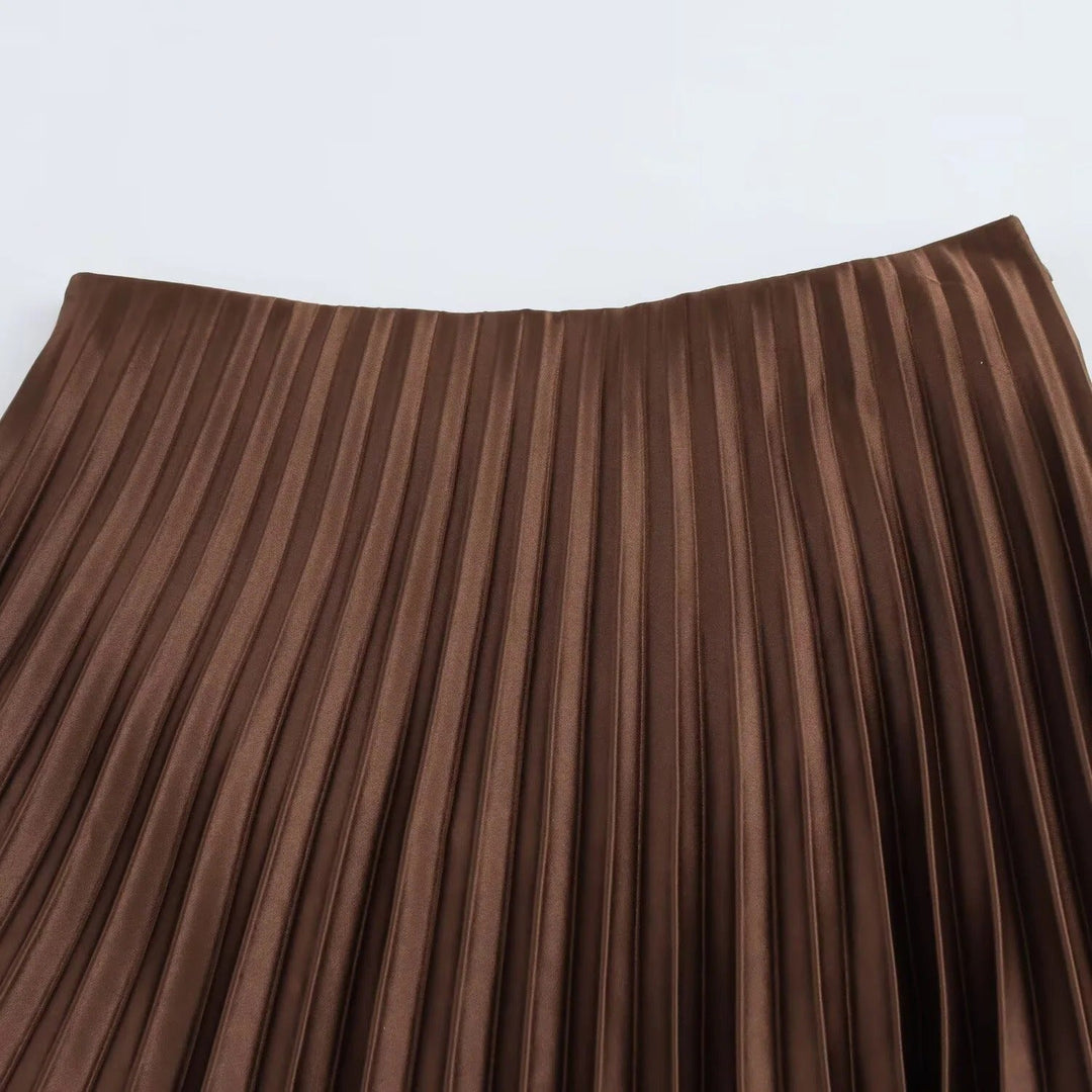 Dame A-linjet satin midi nederdel, skinnende overflade, elastisk talje, elegant look, nem at kombinere.