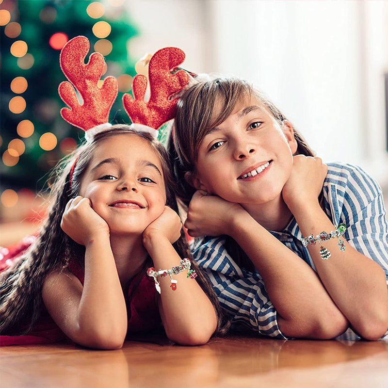 Dame DIY jule adventskalender armbånd sæt, farverige perler og jule-tema vedhæng
