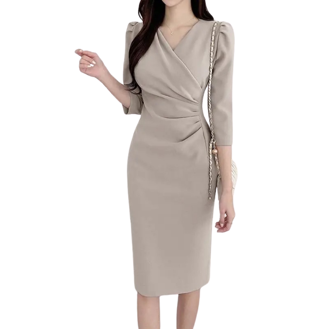 Dame elegant V-hals knælang kjole, ensfarvet, tre-kvartærmede ærmer, bodycon-stil.