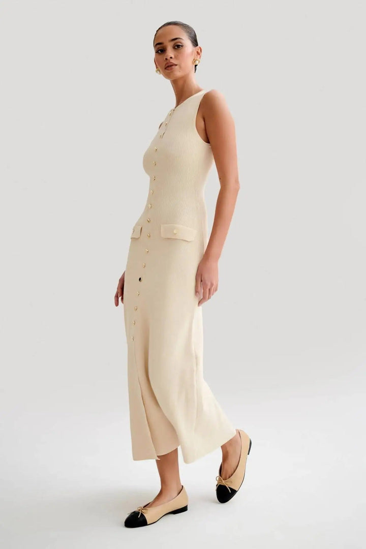 Dame bodycon strikket kjole med knapper, O-hals, knaplukning foran, blødt materiale, flatterende silhuet
