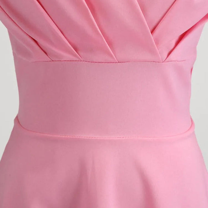 Dame elegant retro midi kjole, V-hals, fitted talje, blødt stof, vinrød.