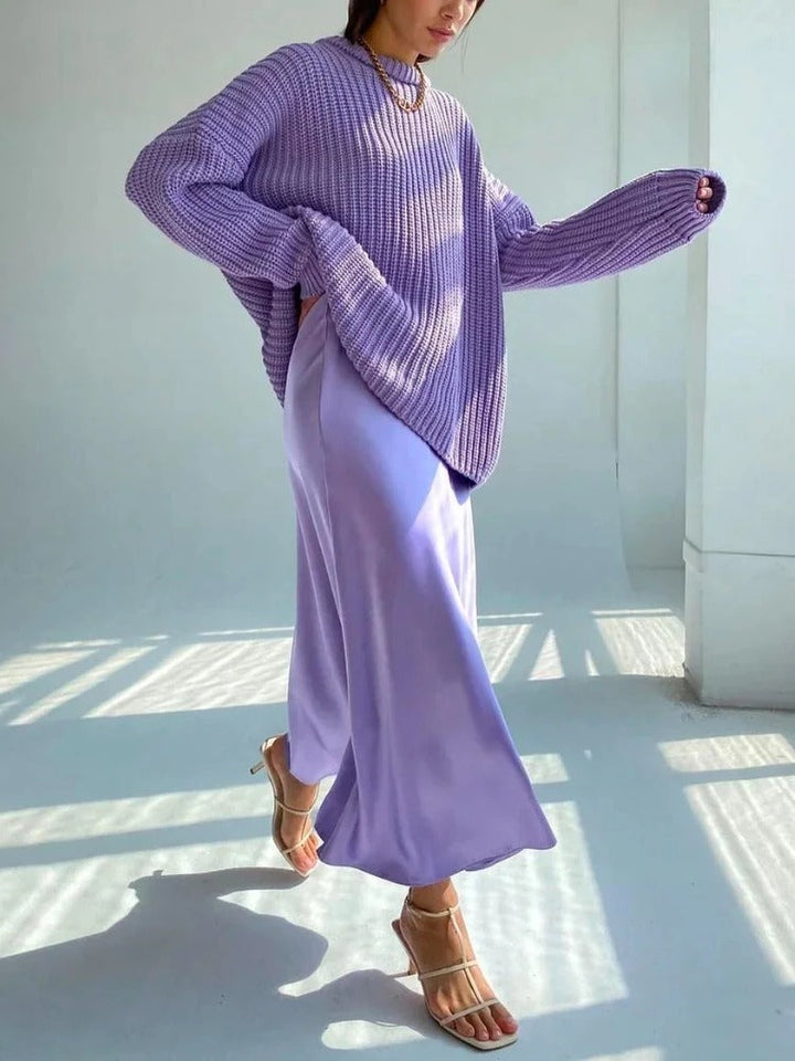 Dame fishtail polyester satin nederdel, elegant og skinnende stof, høj talje, feminint udvidet kant.