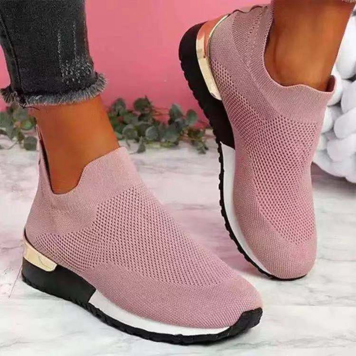 Dame åndbare slip-on sko, multifarvet design, minimalistisk og elegant udseende, behagelige til enhver lejlighed.