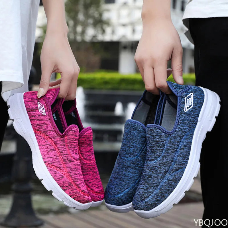 "Naisten hengittävät sneakerit kevyt mukavuus, monikäyttöiset kangaskengät raikkaissa väreissä ja ajattomalla muotoilulla."