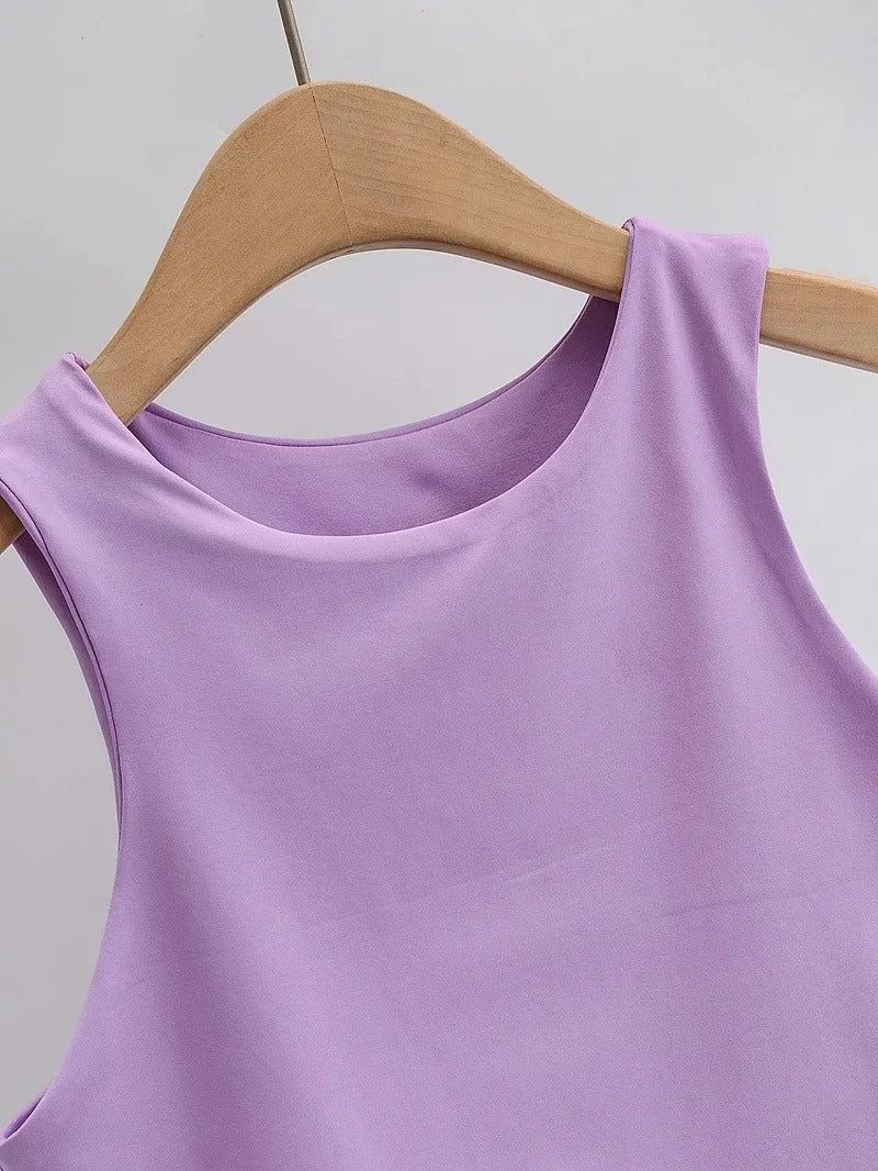 Dame tank top med O-hals, slim fit, i beige, glat stof, stilfuld og alsidig til garderoben.