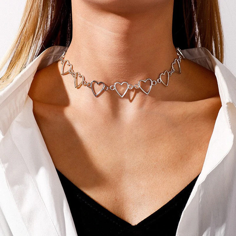 Dame koreansk hjertehalskæde, punk-inspireret hjertechoker, fås i sølv og guld.