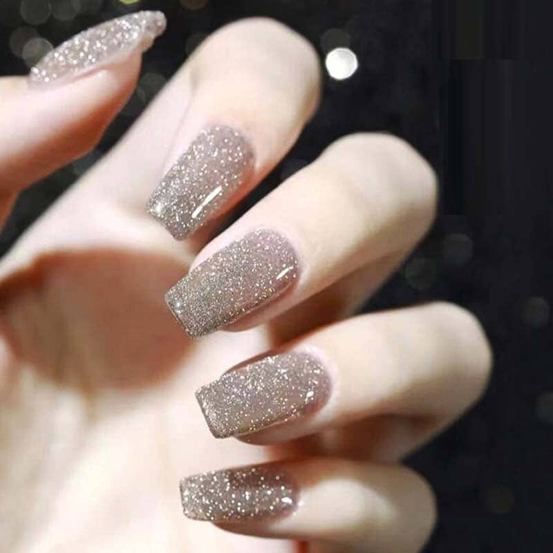 Dame høj-densitet glitter gel polish, skinnende pink nuance, 8 ml flaske, elegant gel neglelak til hjemmebrug.