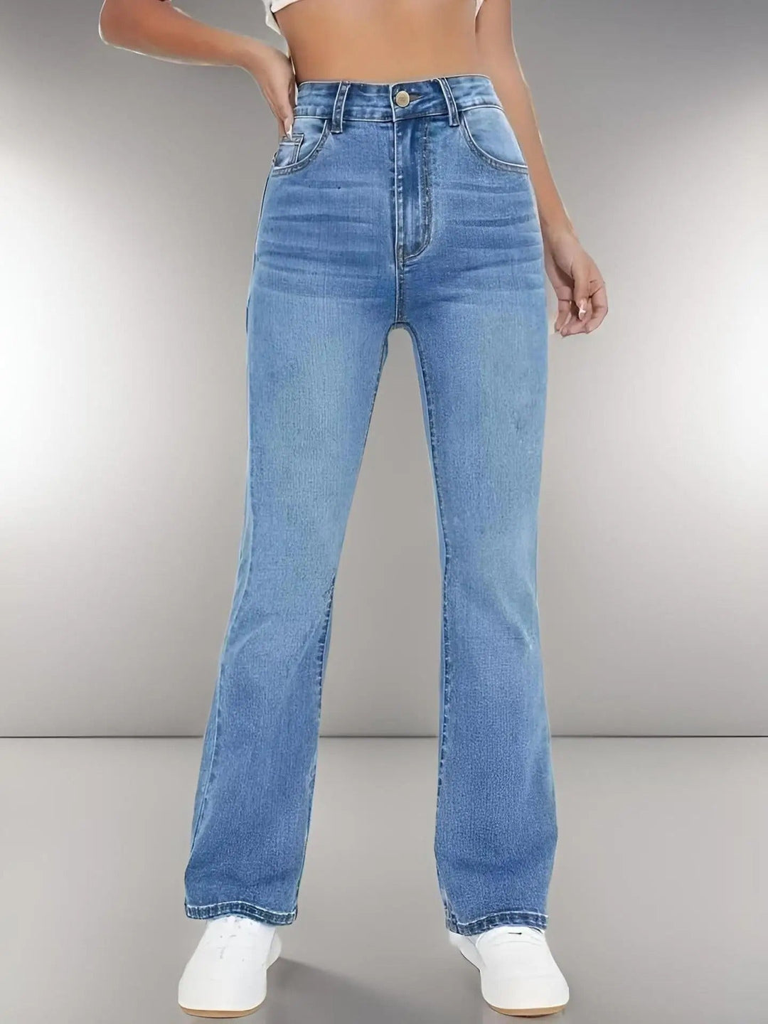 Damebukser med høj talje og stretch, slanke og smalle, blødt vasket denim, behagelige og stilfulde til hverdagsbrug og fester.
