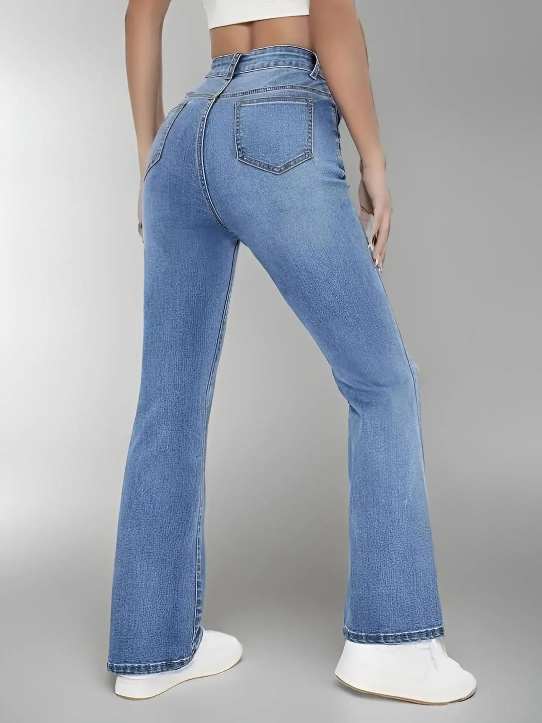 Damebukser med høj talje og stretch, slanke og smalle, blødt vasket denim, behagelige og stilfulde til hverdagsbrug og fester.