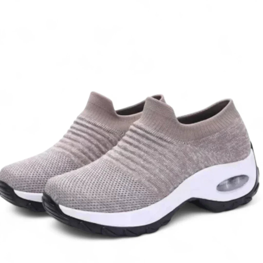 Damehøjde-øgende sneakers, slidstærkt stof, gummisål, moderne stil, grå, tilpasningsdygtig og ergonomisk.