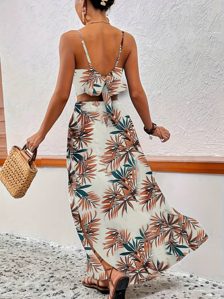 Dames bladprint rok en crop top set, zomerse outfit, stijlvol en comfortabel, vrouwelijke look.