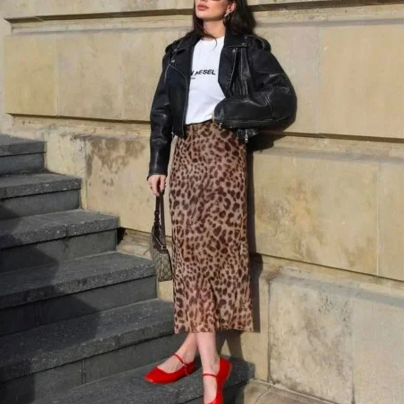 Dame leopardprint lang satin nederdel, høj talje, blødt materiale, elegant silhuet, trendy look